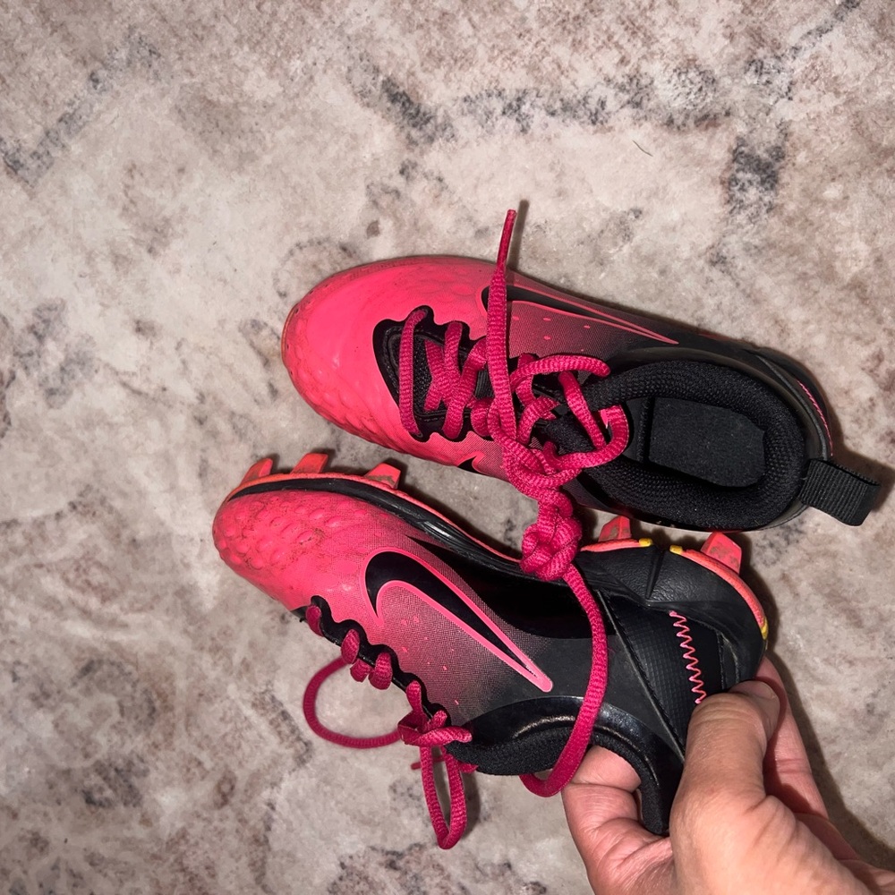 Nike Kids Pink and Black Soccer Cleats